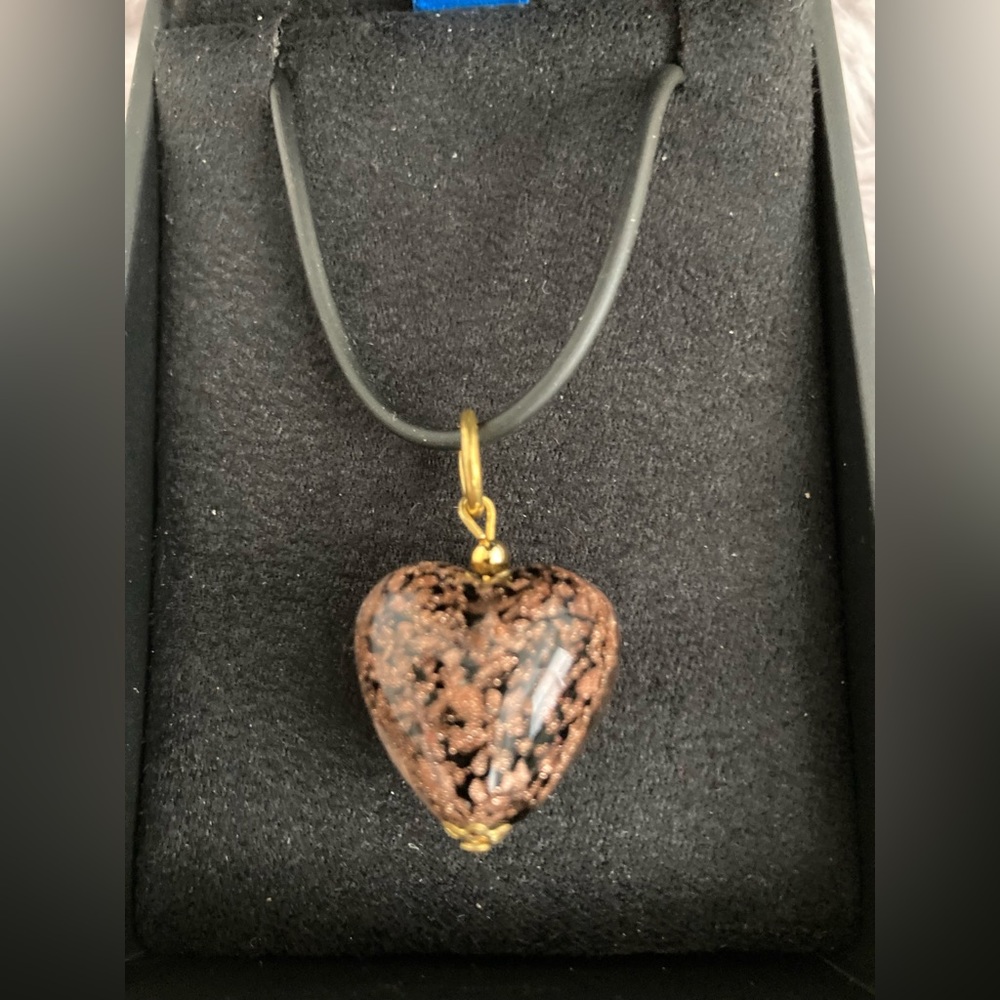 Brand new stone heart shape pendant